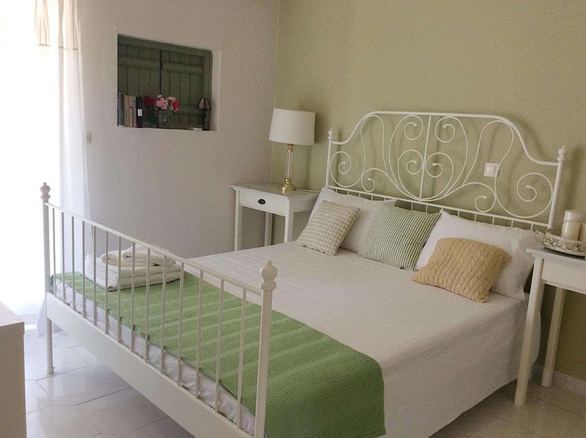 Kefalonia Apartments - Marias Studios - 2 Bedroom Apartment In Orchard, Spartia 外观 照片