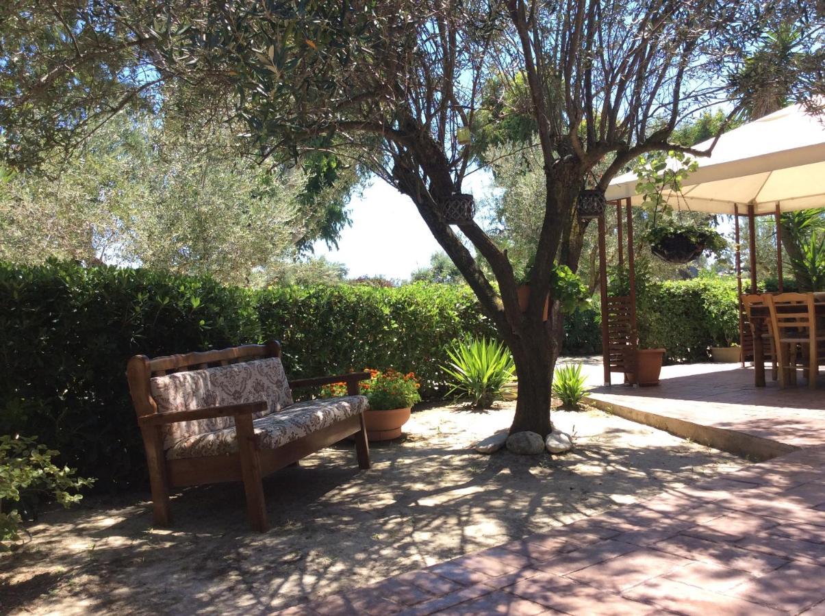 Kefalonia Apartments - Marias Studios - 2 Bedroom Apartment In Orchard, Spartia 外观 照片